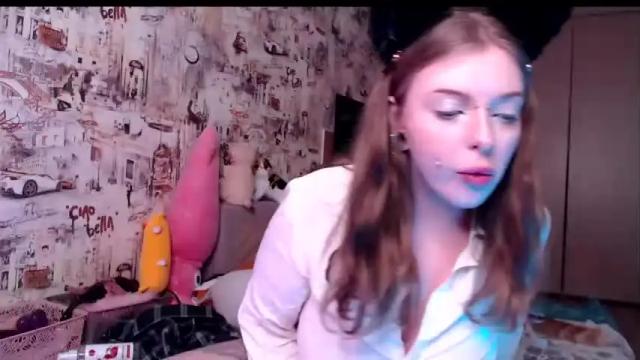 Image 7 of feed_ur_kitty Stream on Chaturbate on 16 months ago