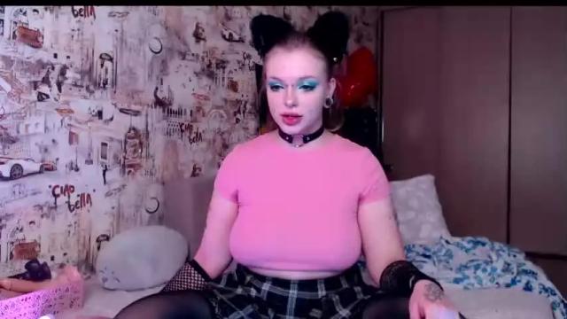 Image 3 of feed_ur_kitty Stream on Chaturbate on 16 months ago