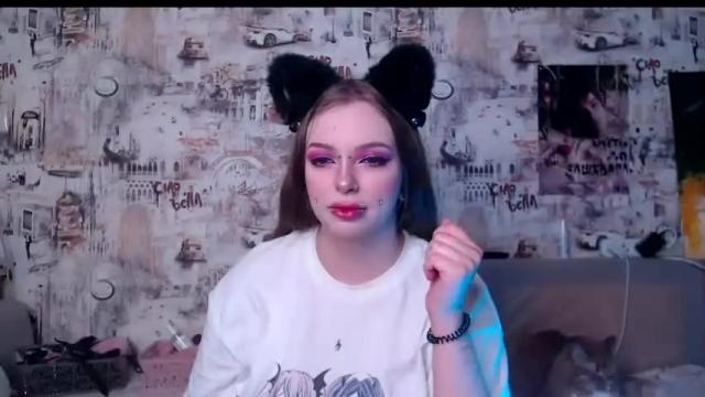 Image 4 of feed_ur_kitty Stream on Chaturbate on 16 months ago