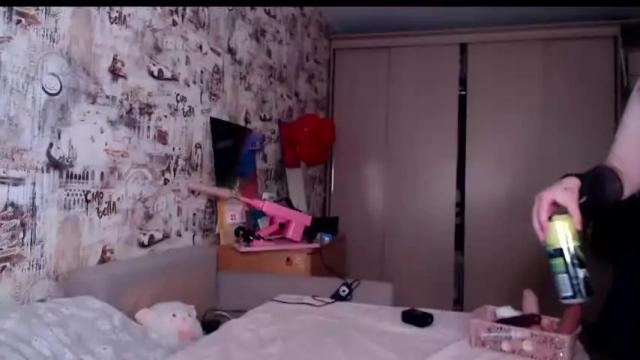 Image 12 of feed_ur_kitty Stream on Chaturbate on 15 months ago