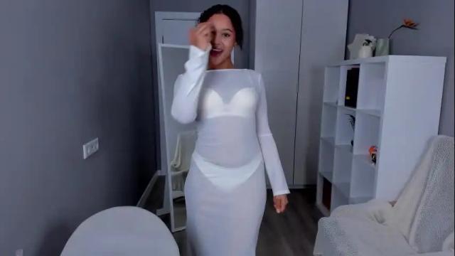 Image 2 of feel_our_vibe Stream on Chaturbate on 1 month ago