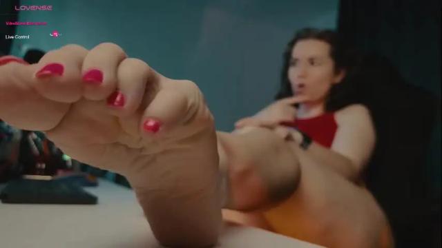 Image 4 of feetfundoll Stream on Chaturbate on 14 days ago