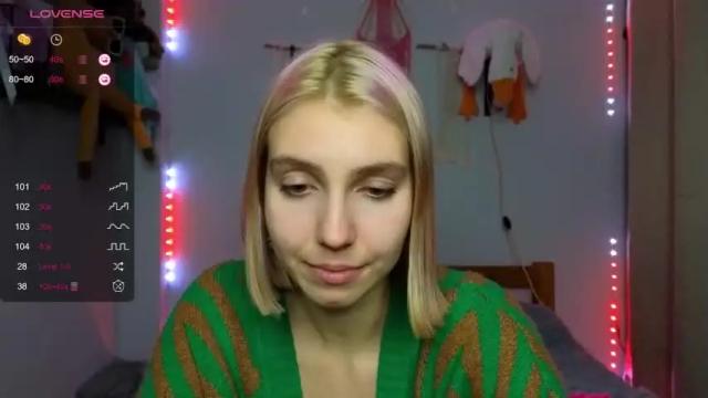 Image 11 of feiry_freya Stream on Chaturbate on 17 months ago