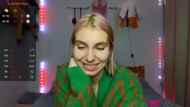 Image 4 of feiry_freya Stream on Chaturbate on 17 months ago