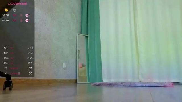 Image 10 of feiry_freya Stream on Chaturbate on 17 months ago