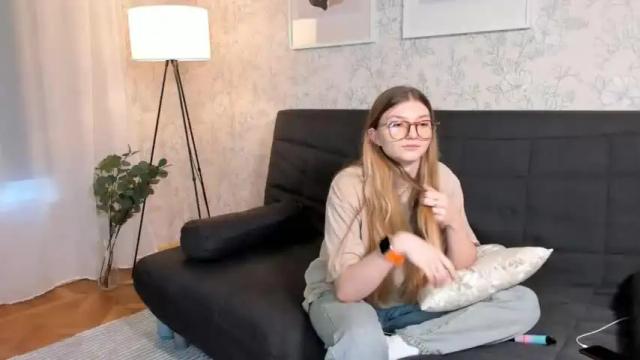 Image 2 of felicecrust Stream on Chaturbate on 17 months ago