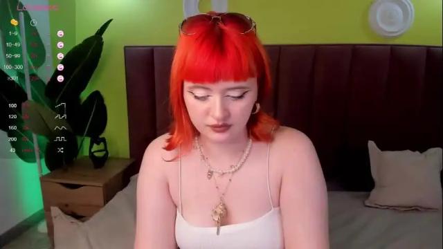 Image 3 of feliciaedwards Stream on Chaturbate on 4 days ago