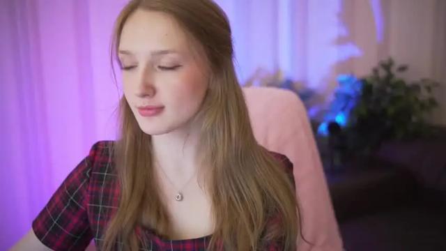 Thumbnail 1, felicity_moore's Stream at Chaturbate, 18 months ago