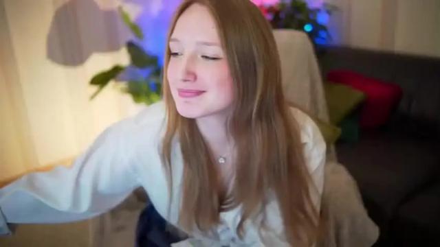 Image 6 of felicity_moore Stream on Chaturbate on 18 months ago