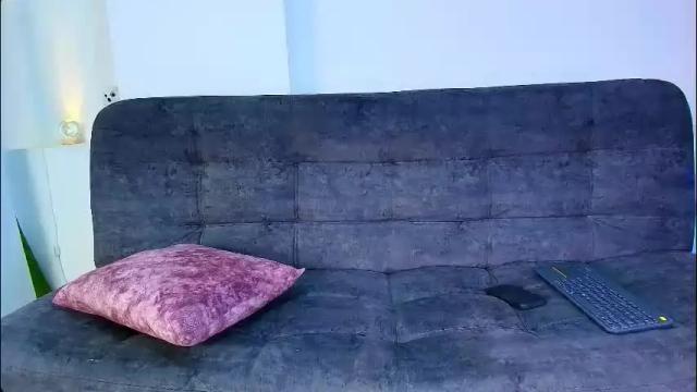 Image 11 of felicity_rendon01 Stream on Chaturbate on 4 months ago