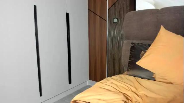 Image 2 of felinechic Stream on Chaturbate on 4 months ago