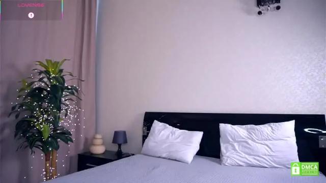 Image 6 of felissiany Stream on Chaturbate on 27 days ago