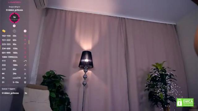 Image 10 of felissiany Stream on Chaturbate on 15 days ago