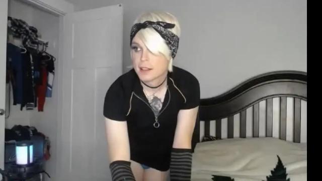 Image 7 of femboydee73 Stream on Chaturbate on 2 months ago