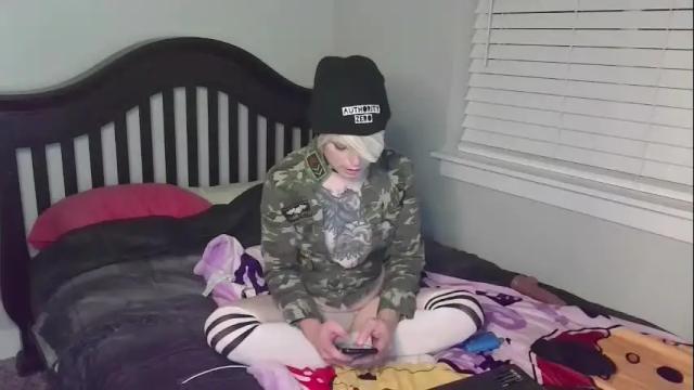Image 12 of femboydee73 Stream on Chaturbate on 21 days ago