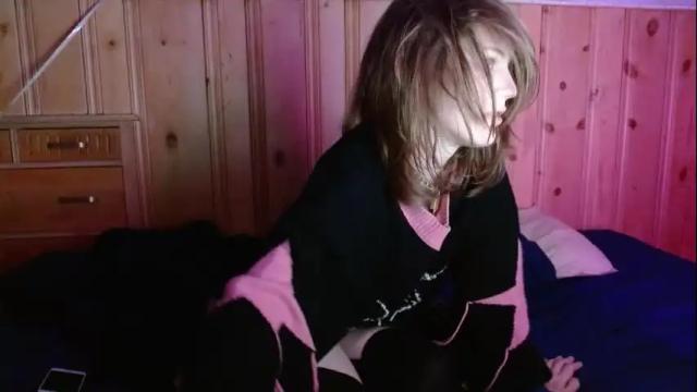 Image 3 of femboyflowers Stream on Chaturbate on 9 days ago