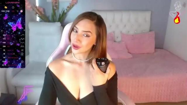 Thumbnail 1, feminineparadise's Stream at Chaturbate, 16 months ago