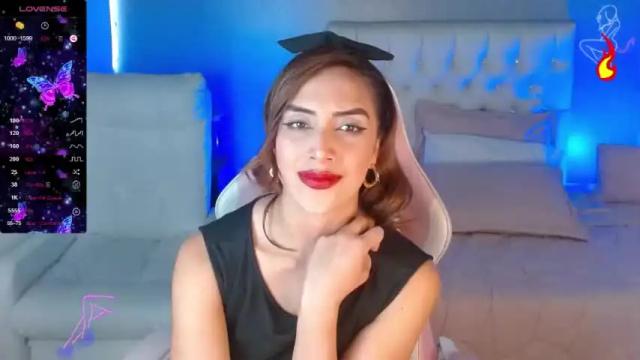 Image 12 of feminineparadise Stream on Chaturbate on 15 months ago