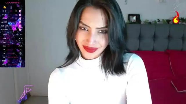 Image 3 of feminineparadise Stream on Chaturbate on 15 months ago