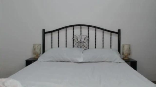 Image 2 of femininets69 Stream on Chaturbate on 2 months ago