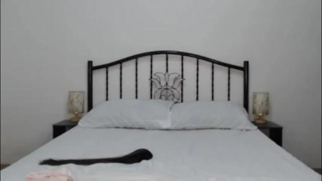 Image 4 of femininets69 Stream on Chaturbate on 2 months ago