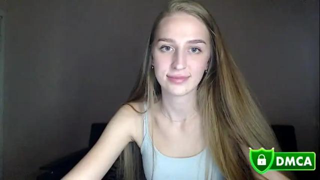 Image 2 of femkedejager Stream on Chaturbate on 1 month ago