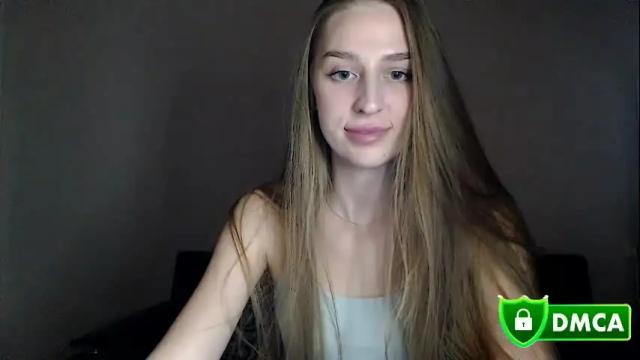 Image 3 of femkedejager Stream on Chaturbate on 1 month ago