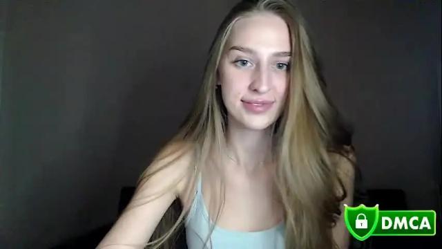 Image 4 of femkedejager Stream on Chaturbate on 1 month ago