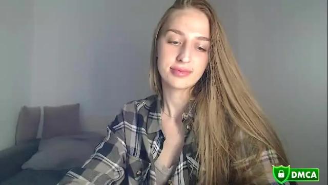 Image 2 of femkedejager Stream on Chaturbate on 26 days ago