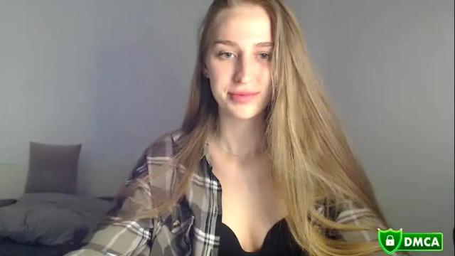 Image 10 of femkedejager Stream on Chaturbate on 22 days ago