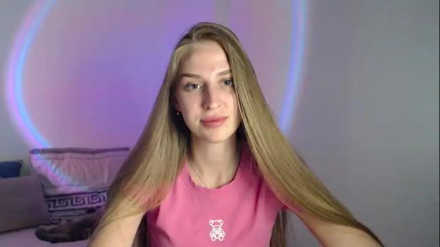Image 12 of femkedejager Stream on Chaturbate on 1 month ago