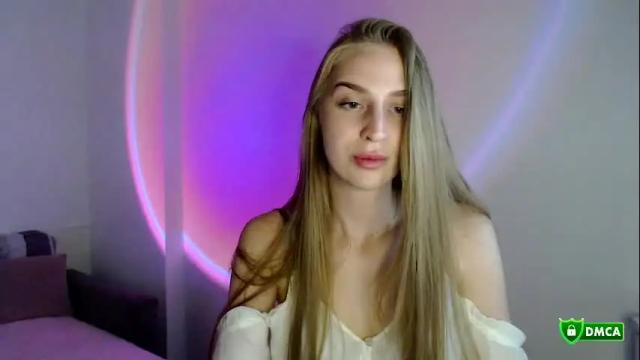 Image 12 of femkedejager Stream on Chaturbate on 26 days ago