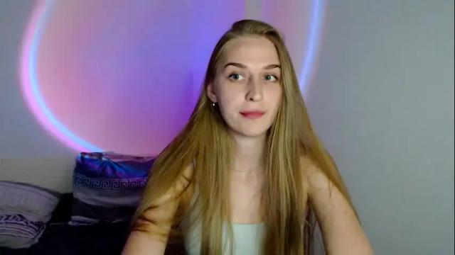 Image 10 of femkedejager Stream on Chaturbate on 24 days ago