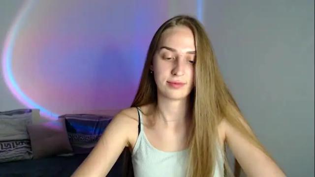 Image 2 of femkedejager Stream on Chaturbate on 21 days ago
