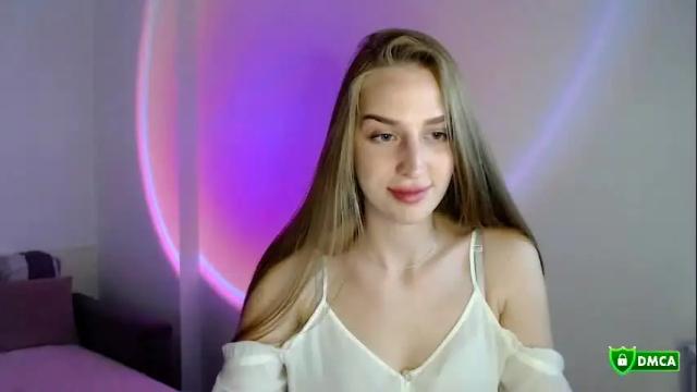 Image 7 of femkedejager Stream on Chaturbate on 16 days ago