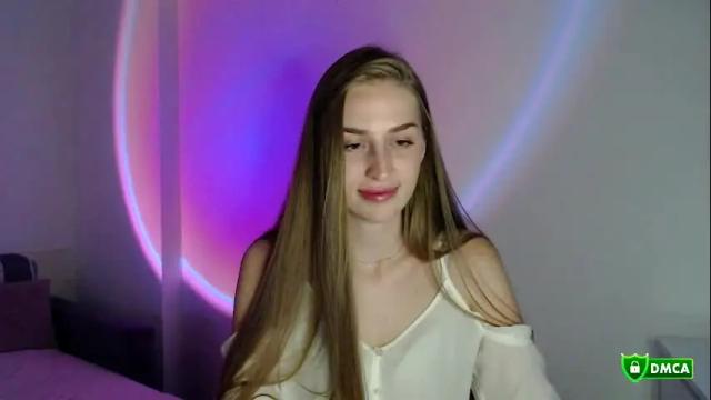 Image 8 of femkedejager Stream on Chaturbate on 13 days ago