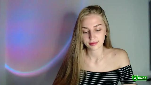 Image 10 of femkedejager Stream on Chaturbate on 9 days ago