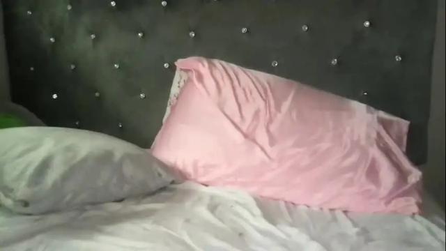 Image 4 of femmefatalebabe Stream on Chaturbate on 1 month ago