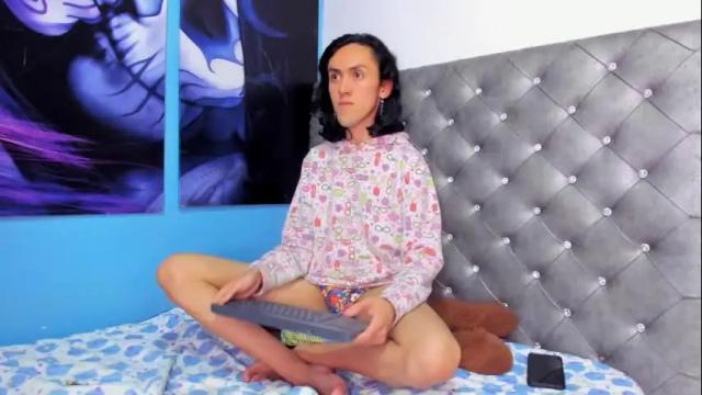 Image 6 of fenix_karoll Stream on Chaturbate on 2 months ago