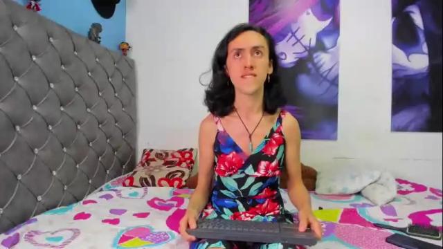 Image 3 of fenix_karoll Stream on Chaturbate on 9 days ago