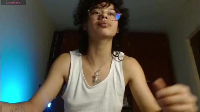 Image 8 of fenixmfx Stream on Chaturbate on 12 days ago