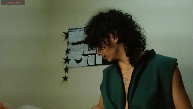 Image 12 of fenixmfx Stream on Chaturbate on 13 days ago