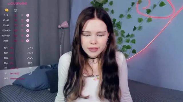 Image 11 of feral_bery Stream on Chaturbate on 16 months ago