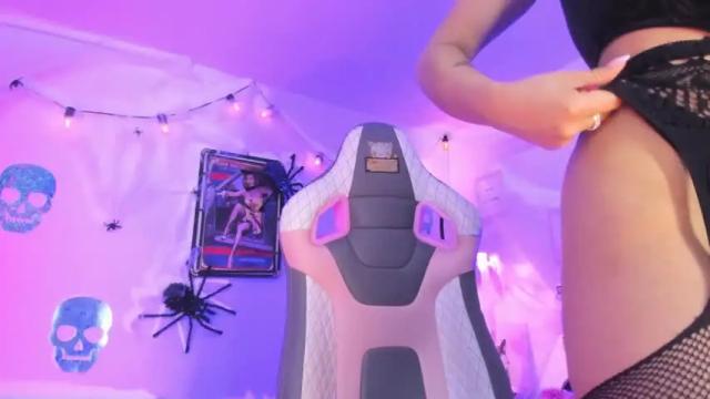 Image 4 of fernanda_huisman Stream on Chaturbate on 18 months ago
