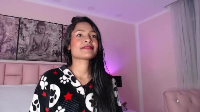 Image 11 of fernanda_liie Stream on Chaturbate on 15 months ago
