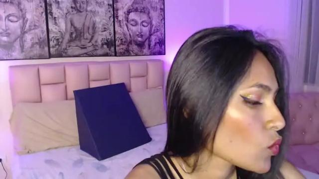 Image 3 of fernanda_liie Stream on Chaturbate on 13 months ago