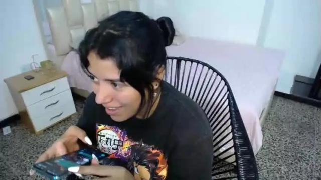 Image 6 of fernanda_sweette Stream on Chaturbate on 19 months ago