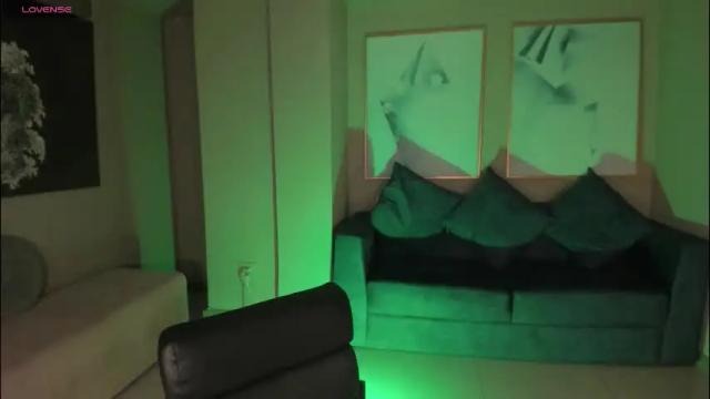 Image 12 of fernandax1_ Stream on Chaturbate on 2 days ago