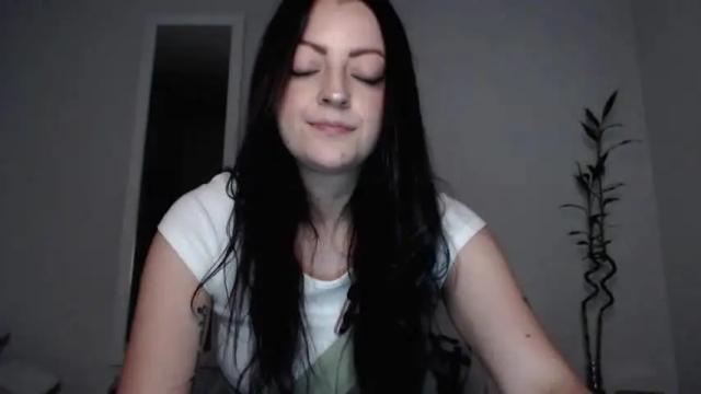 Image 10 of ferni_hudson Stream on Chaturbate on 27 months ago