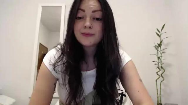 Image 11 of ferni_hudson Stream on Chaturbate on 27 months ago